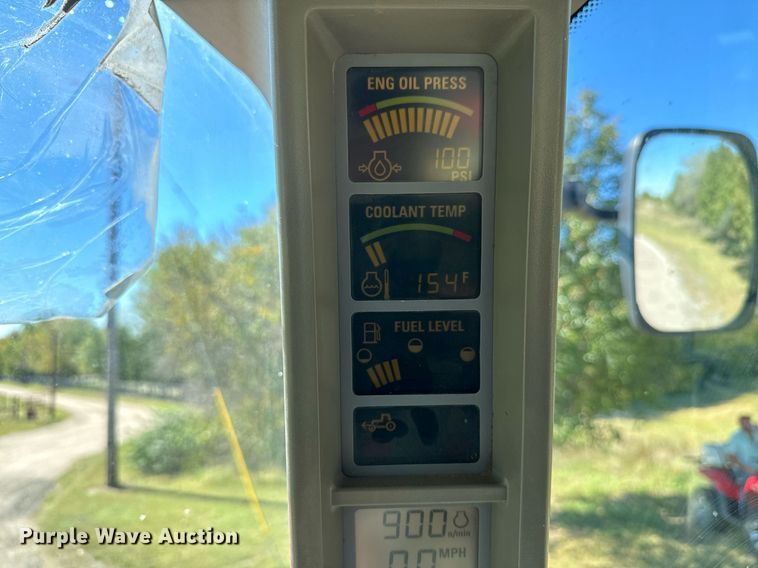 image for item MV9226 2001 Case IH Magnum MX240 MFWD tractor