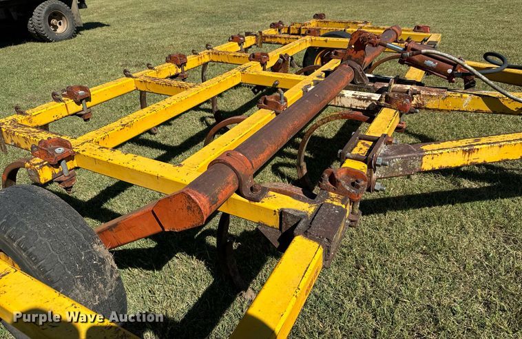 image for item MV9229 Chisel