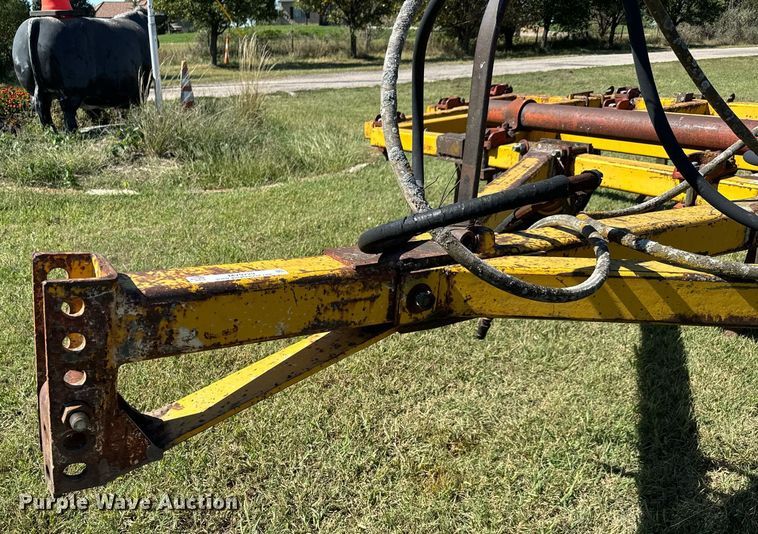 image for item MV9229 Chisel