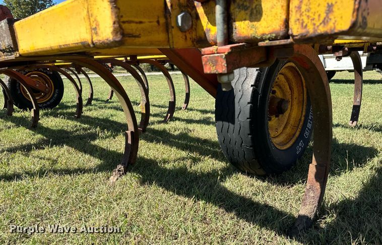 image for item MV9229 Chisel