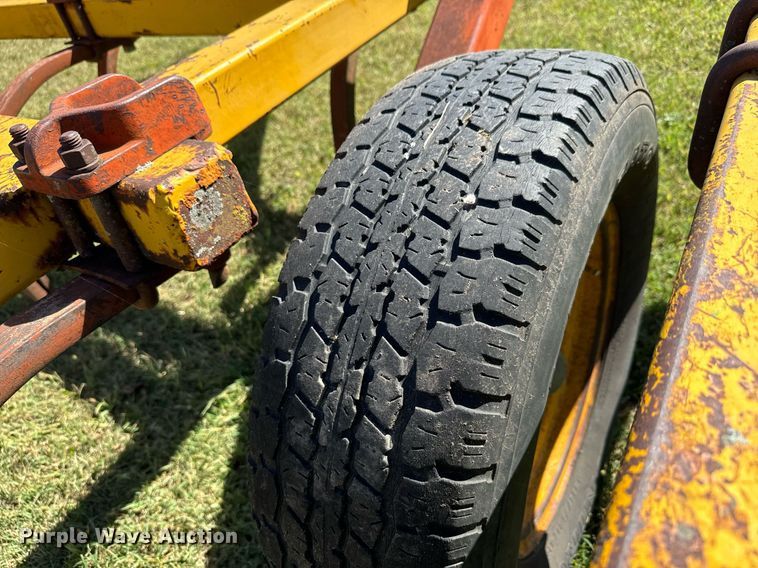 image for item MV9229 Chisel