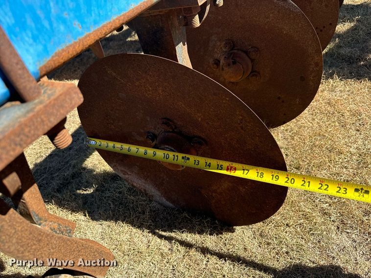 image for item MV9236 DMT Ecolo-Tiger 730B disk ripper