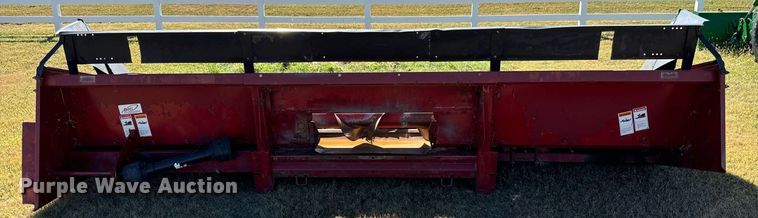 image for item MV9238 1998 Case IH 1063 corn head