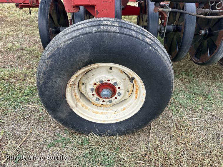 image for item NP9596 Case IH 7100 grain drill