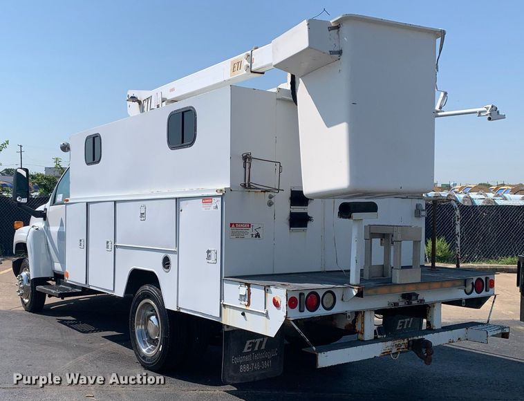 image for item DM1824 2007 Chevrolet  C4500 bucket truck