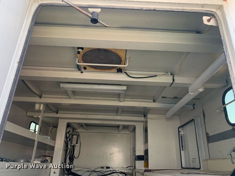 image for item DM1824 2007 Chevrolet  C4500 bucket truck