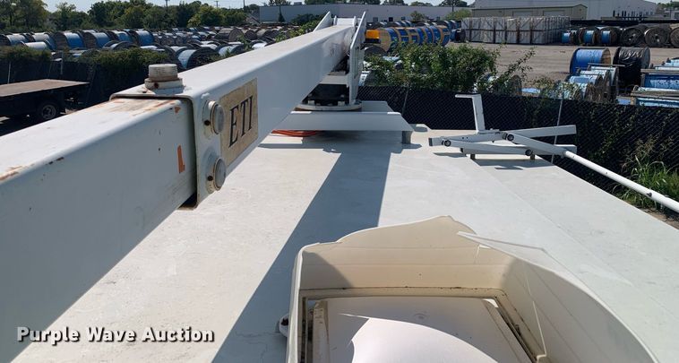 image for item DM1824 2007 Chevrolet  C4500 bucket truck