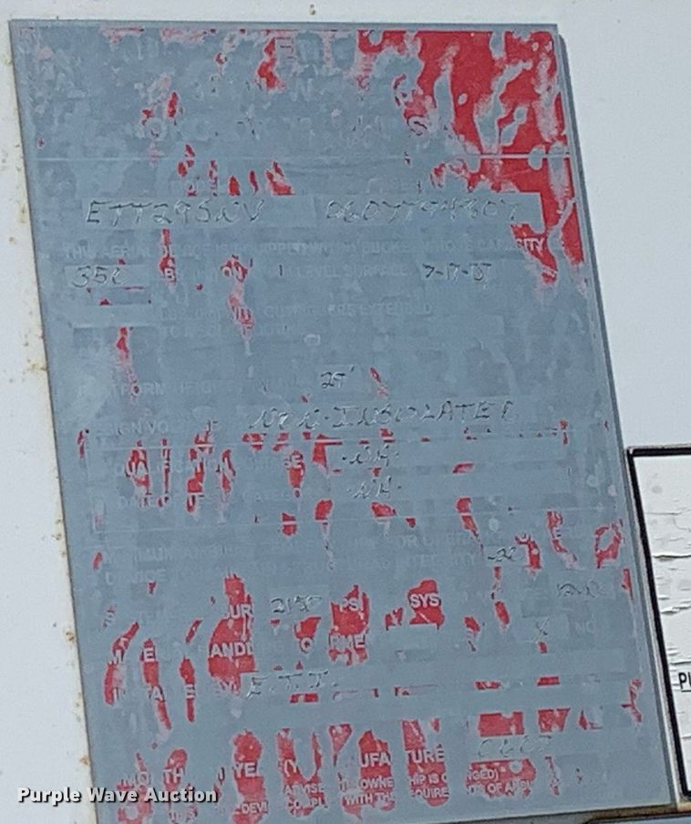 image for item DM1824 2007 Chevrolet  C4500 bucket truck