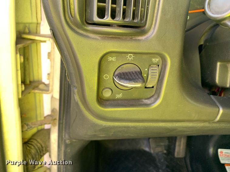 image for item DM1824 2007 Chevrolet  C4500 bucket truck