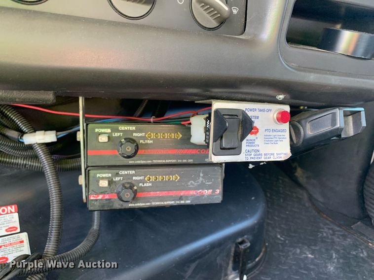 image for item DM1824 2007 Chevrolet  C4500 bucket truck