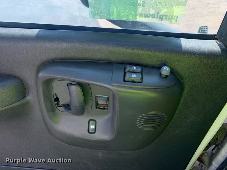 image for item DM1824 2007 Chevrolet  C4500 bucket truck