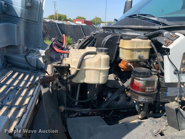 image for item DM1824 2007 Chevrolet  C4500 bucket truck