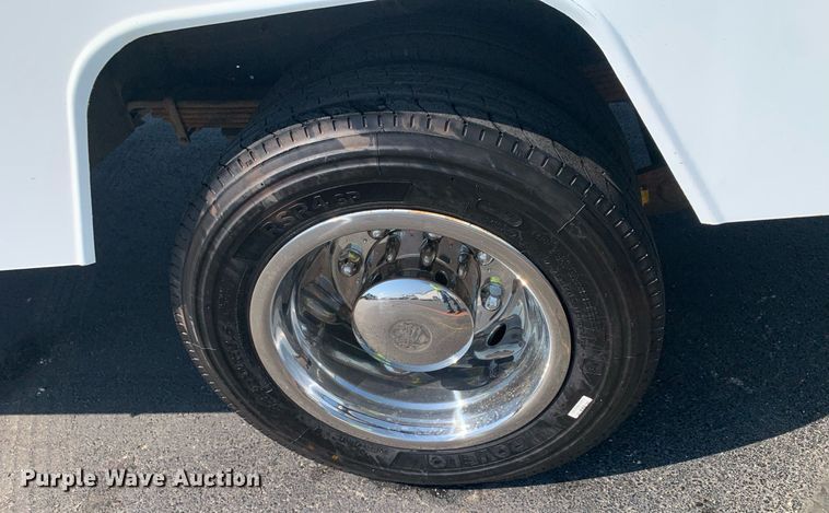 image for item DM1824 2007 Chevrolet  C4500 bucket truck