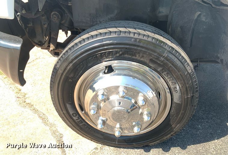 image for item DM1824 2007 Chevrolet  C4500 bucket truck