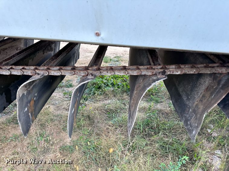 image for item DN0798 2012 Aulick live bottom trailer