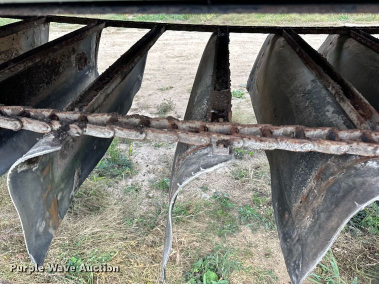 image for item DN0798 2012 Aulick live bottom trailer