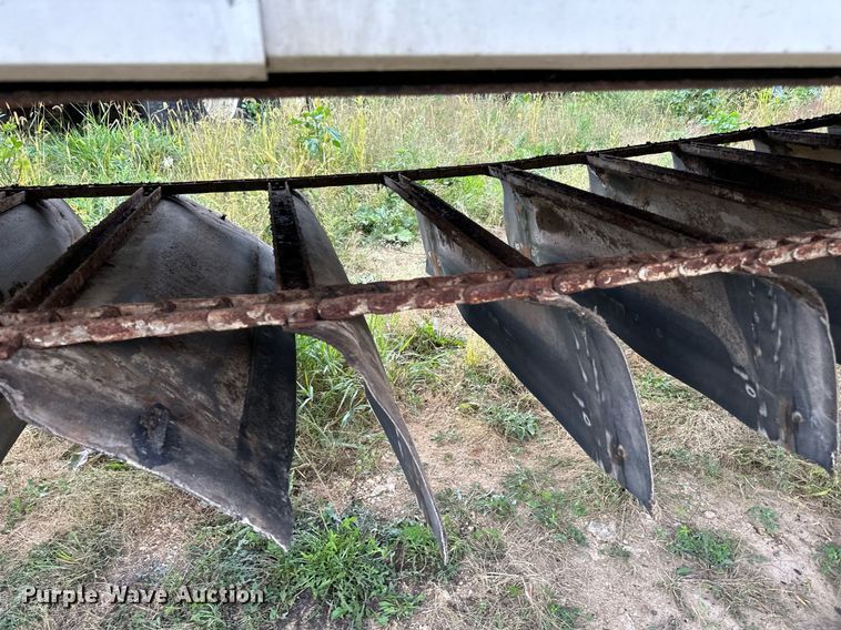 image for item DN0798 2012 Aulick live bottom trailer