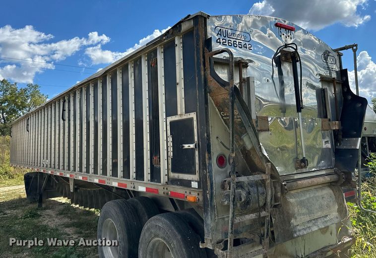 image for item DN0799 2015 Valley Farm Industries  Aulick live bottom trailer