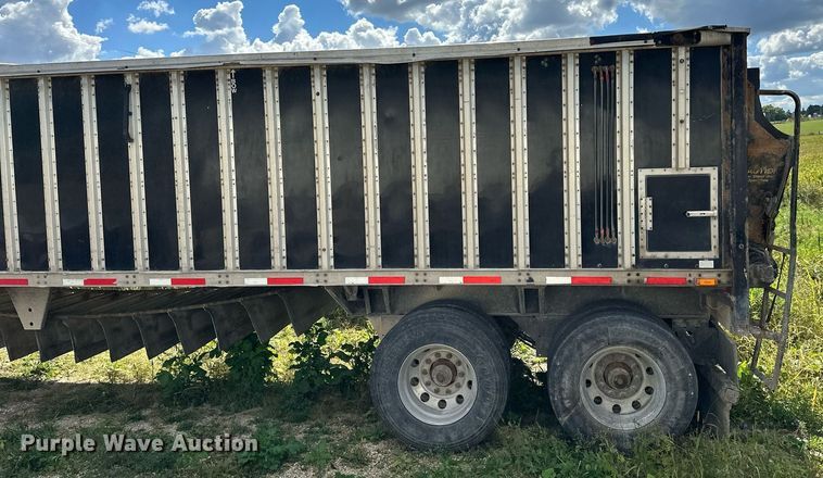 image for item DN0799 2015 Valley Farm Industries  Aulick live bottom trailer
