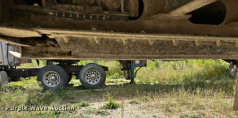 image for item DN0799 2015 Valley Farm Industries  Aulick live bottom trailer