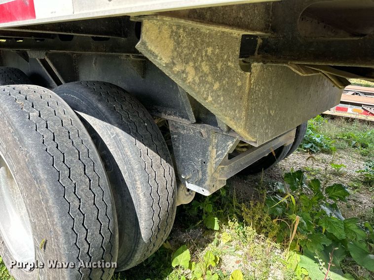 image for item DN0799 2015 Valley Farm Industries  Aulick live bottom trailer