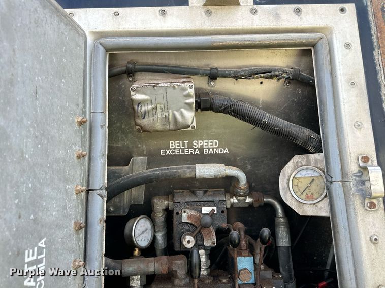 image for item DN0799 2015 Valley Farm Industries  Aulick live bottom trailer