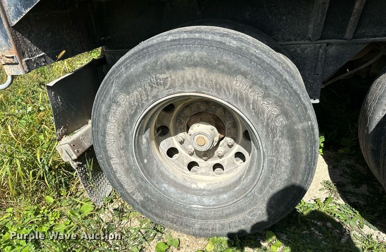 image for item DN0799 2015 Valley Farm Industries  Aulick live bottom trailer