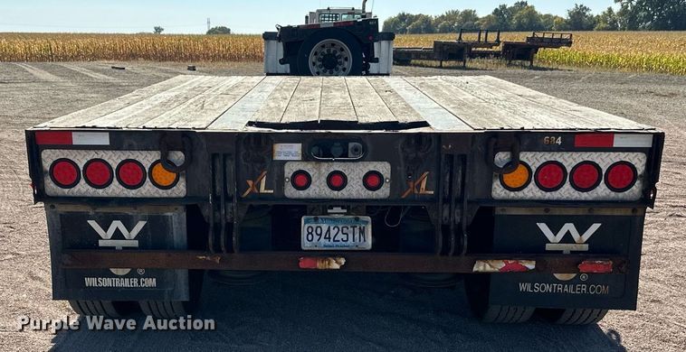 image for item DN0803 2015 XL Specialized  XL90MDE lowboy equipment trailer