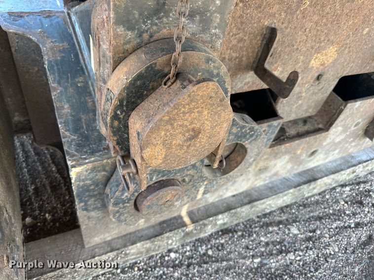 image for item DN0803 2015 XL Specialized  XL90MDE lowboy equipment trailer