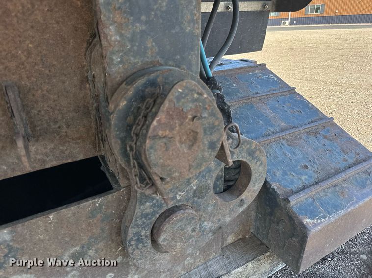 image for item DN0803 2015 XL Specialized  XL90MDE lowboy equipment trailer