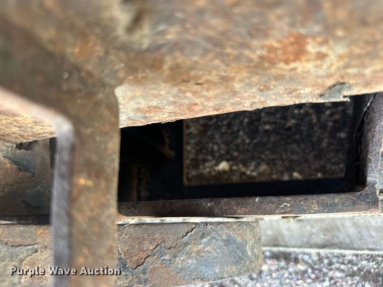 image for item DN0803 2015 XL Specialized  XL90MDE lowboy equipment trailer