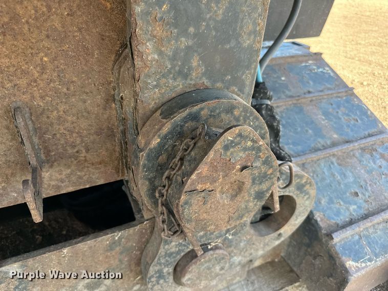 image for item DN0803 2015 XL Specialized  XL90MDE lowboy equipment trailer