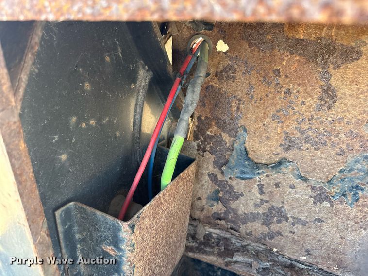 image for item DN0803 2015 XL Specialized  XL90MDE lowboy equipment trailer