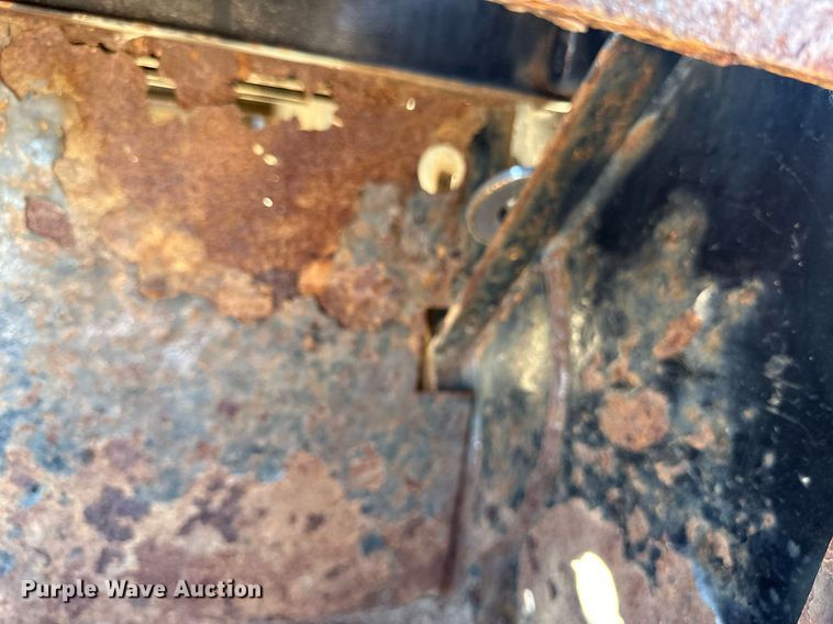 image for item DN0803 2015 XL Specialized  XL90MDE lowboy equipment trailer