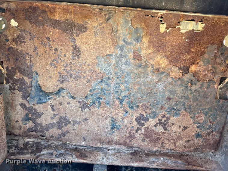 image for item DN0803 2015 XL Specialized  XL90MDE lowboy equipment trailer