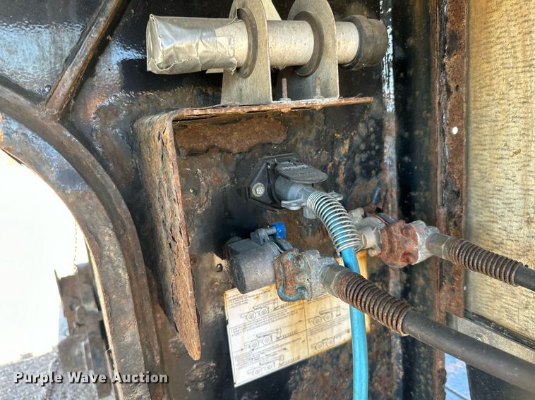 image for item DN0803 2015 XL Specialized  XL90MDE lowboy equipment trailer