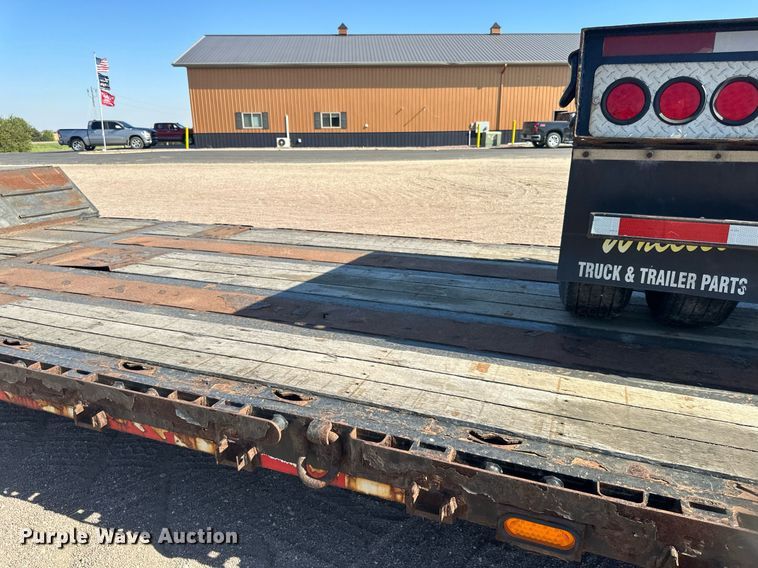 image for item DN0803 2015 XL Specialized  XL90MDE lowboy equipment trailer