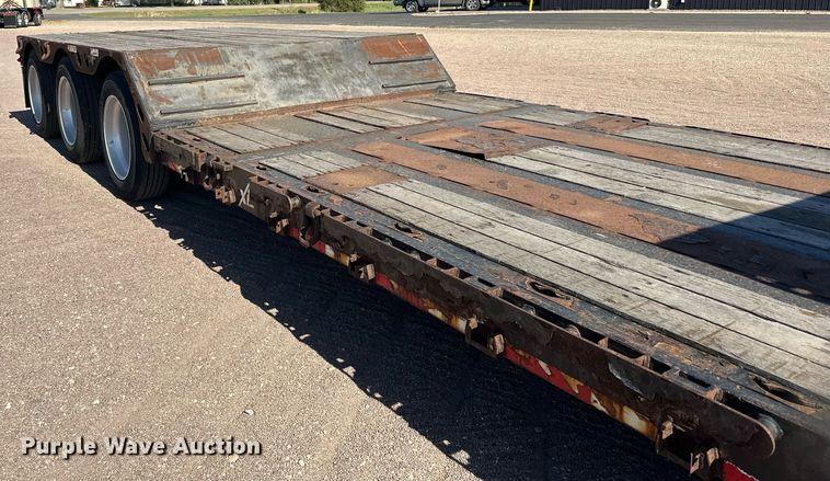 image for item DN0803 2015 XL Specialized  XL90MDE lowboy equipment trailer