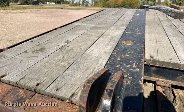 image for item DN0803 2015 XL Specialized  XL90MDE lowboy equipment trailer