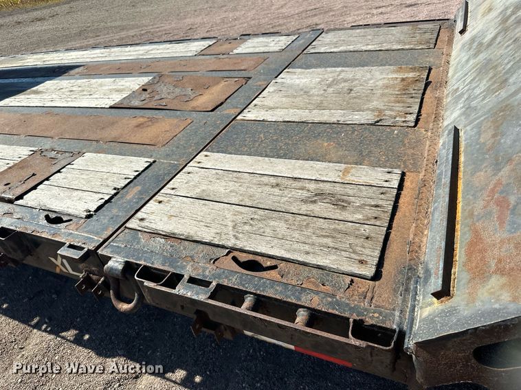 image for item DN0803 2015 XL Specialized  XL90MDE lowboy equipment trailer