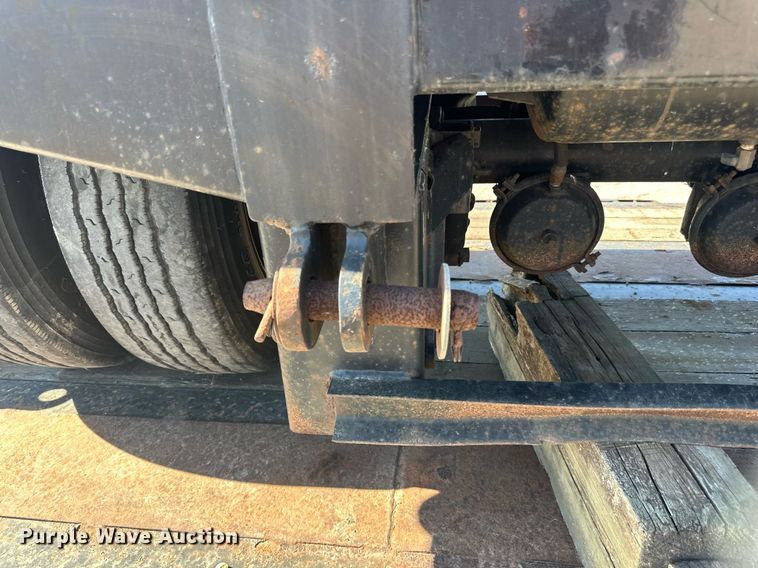 image for item DN0803 2015 XL Specialized  XL90MDE lowboy equipment trailer