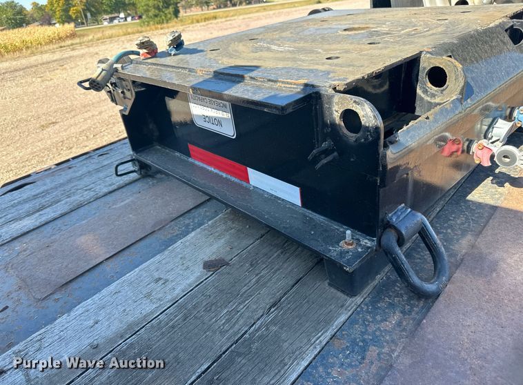 image for item DN0803 2015 XL Specialized  XL90MDE lowboy equipment trailer