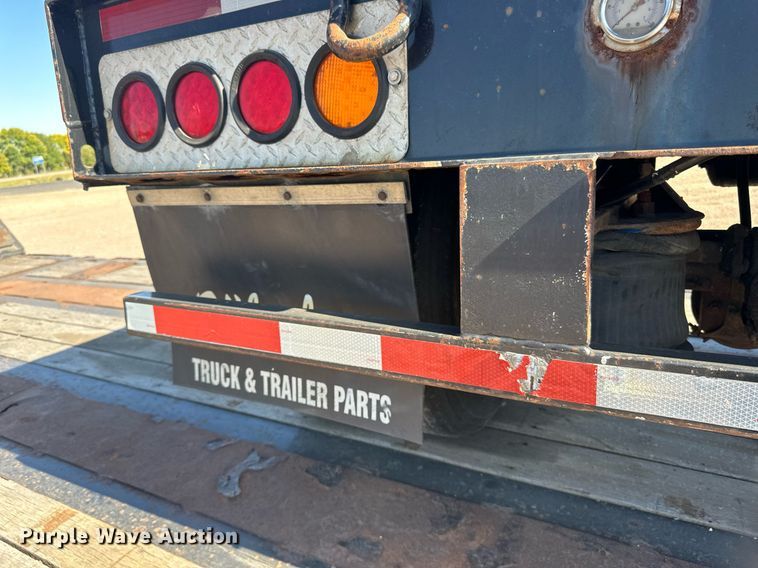 image for item DN0803 2015 XL Specialized  XL90MDE lowboy equipment trailer