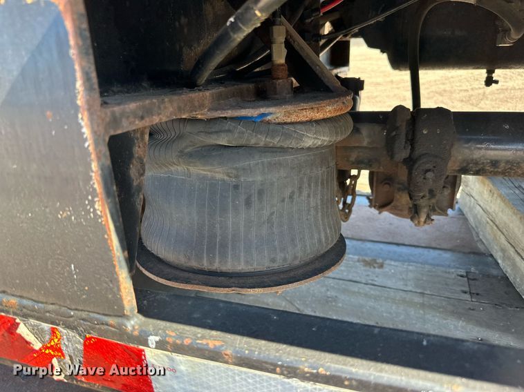 image for item DN0803 2015 XL Specialized  XL90MDE lowboy equipment trailer