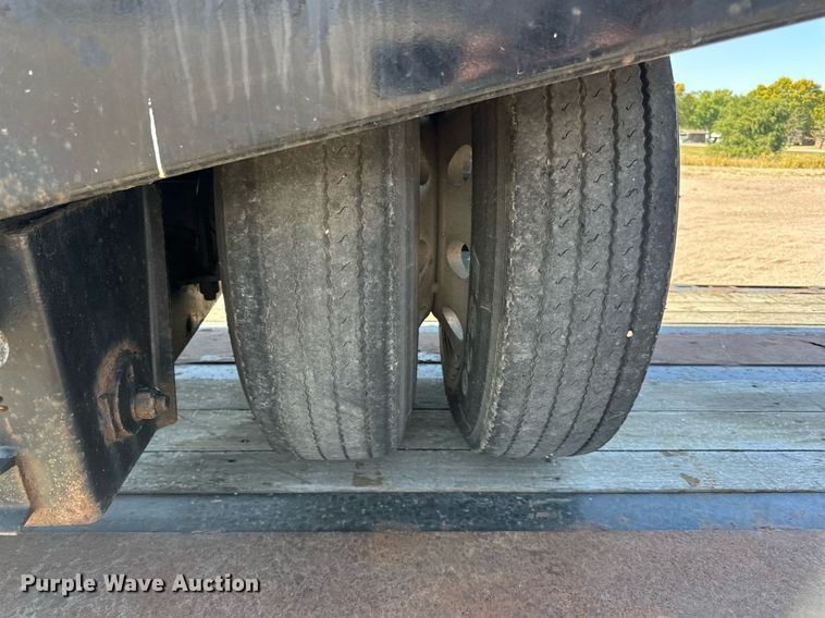 image for item DN0803 2015 XL Specialized  XL90MDE lowboy equipment trailer