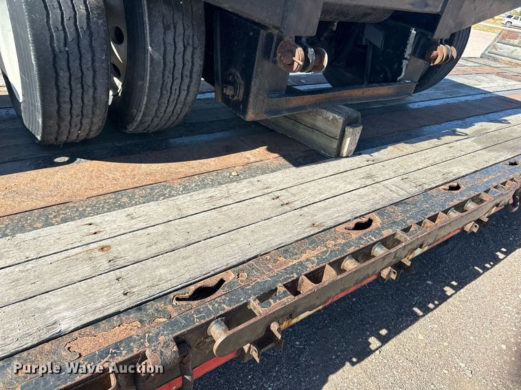 image for item DN0803 2015 XL Specialized  XL90MDE lowboy equipment trailer