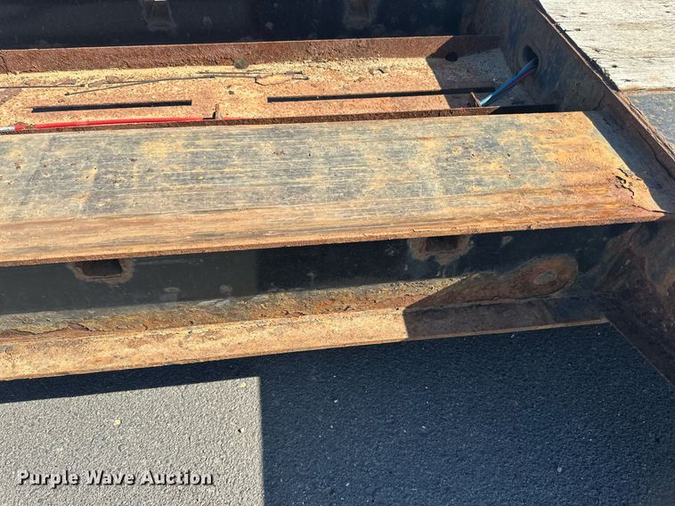 image for item DN0803 2015 XL Specialized  XL90MDE lowboy equipment trailer