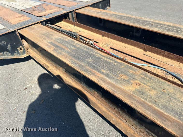 image for item DN0803 2015 XL Specialized  XL90MDE lowboy equipment trailer