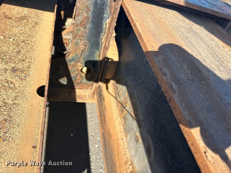 image for item DN0803 2015 XL Specialized  XL90MDE lowboy equipment trailer