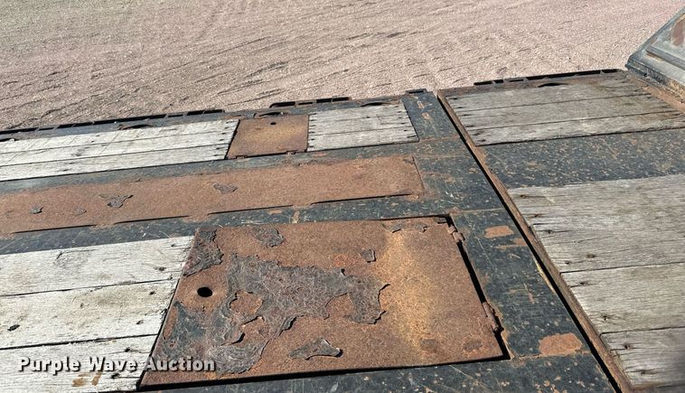 image for item DN0803 2015 XL Specialized  XL90MDE lowboy equipment trailer